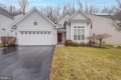 $639,900 | 37 Andover Drive, Kendall Park, NJ 08824