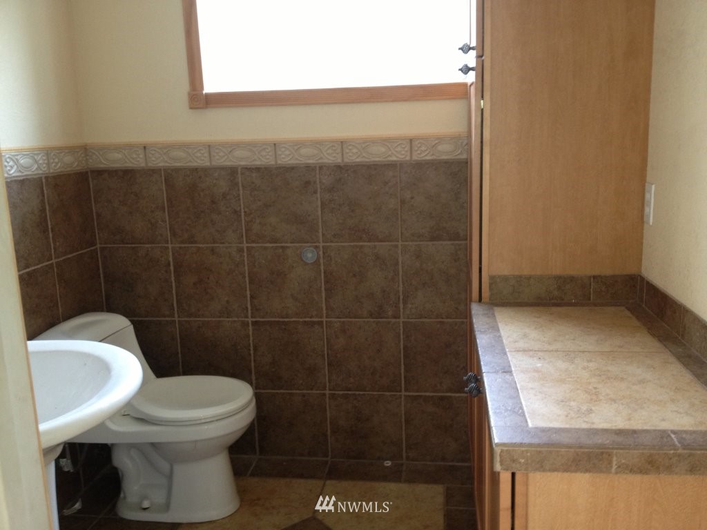 917 Rice Aberdeen, WA 98520 - Photo 14 of 17 Gallery Image 14