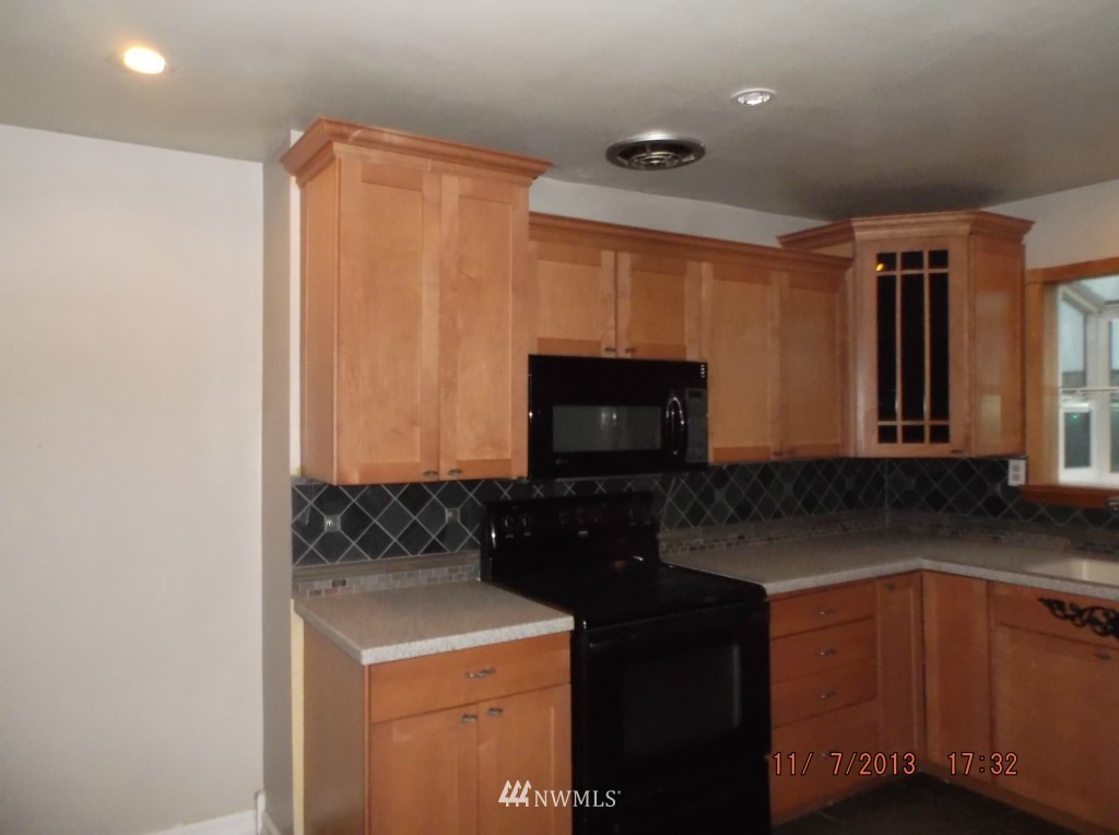 917 Rice Aberdeen, WA 98520 - Photo 5 of 17 Gallery Image 5