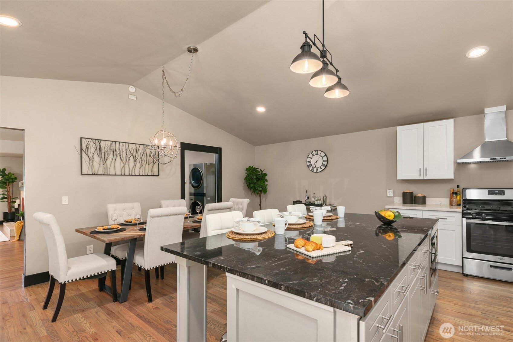 14320 177th Avenue Southeast Renton, WA 98059 - Photo 12 of 32 Gallery Image 12