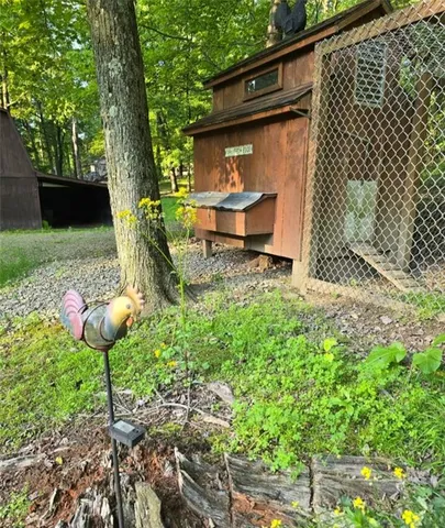 $264,900 | 216 Clubhouse Drive, Saltsburg, PA 15681