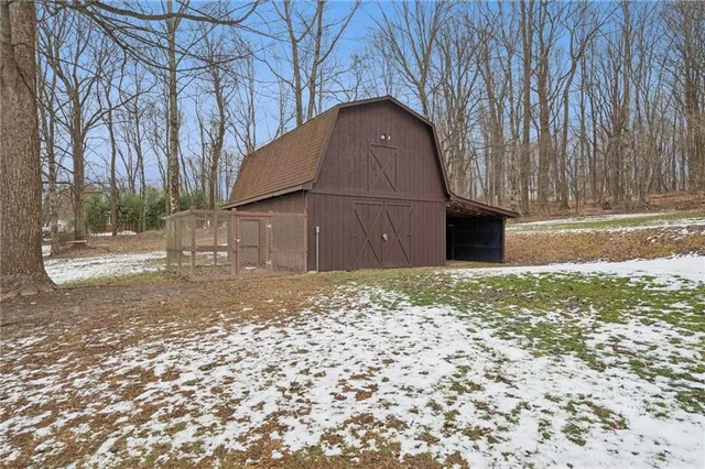 $269,000 | 216 Clubhouse Drive, Saltsburg, PA 15681