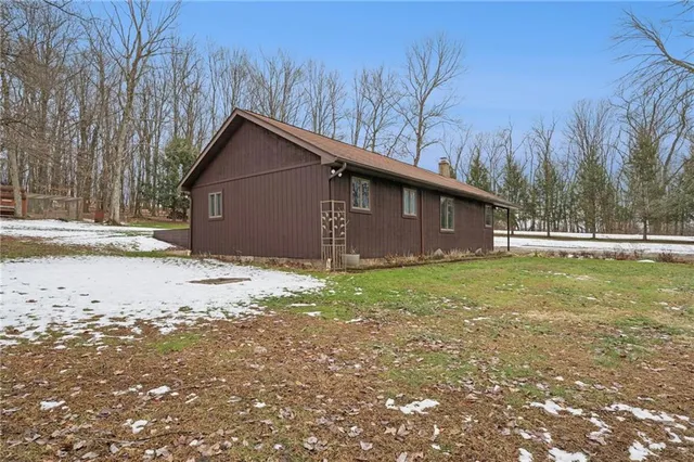 $269,000 | 216 Clubhouse Drive, Saltsburg, PA 15681