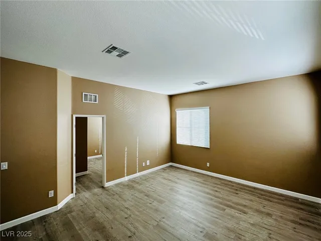 $2,650 | 10428 Doman Avenue, Las Vegas, NV 89166