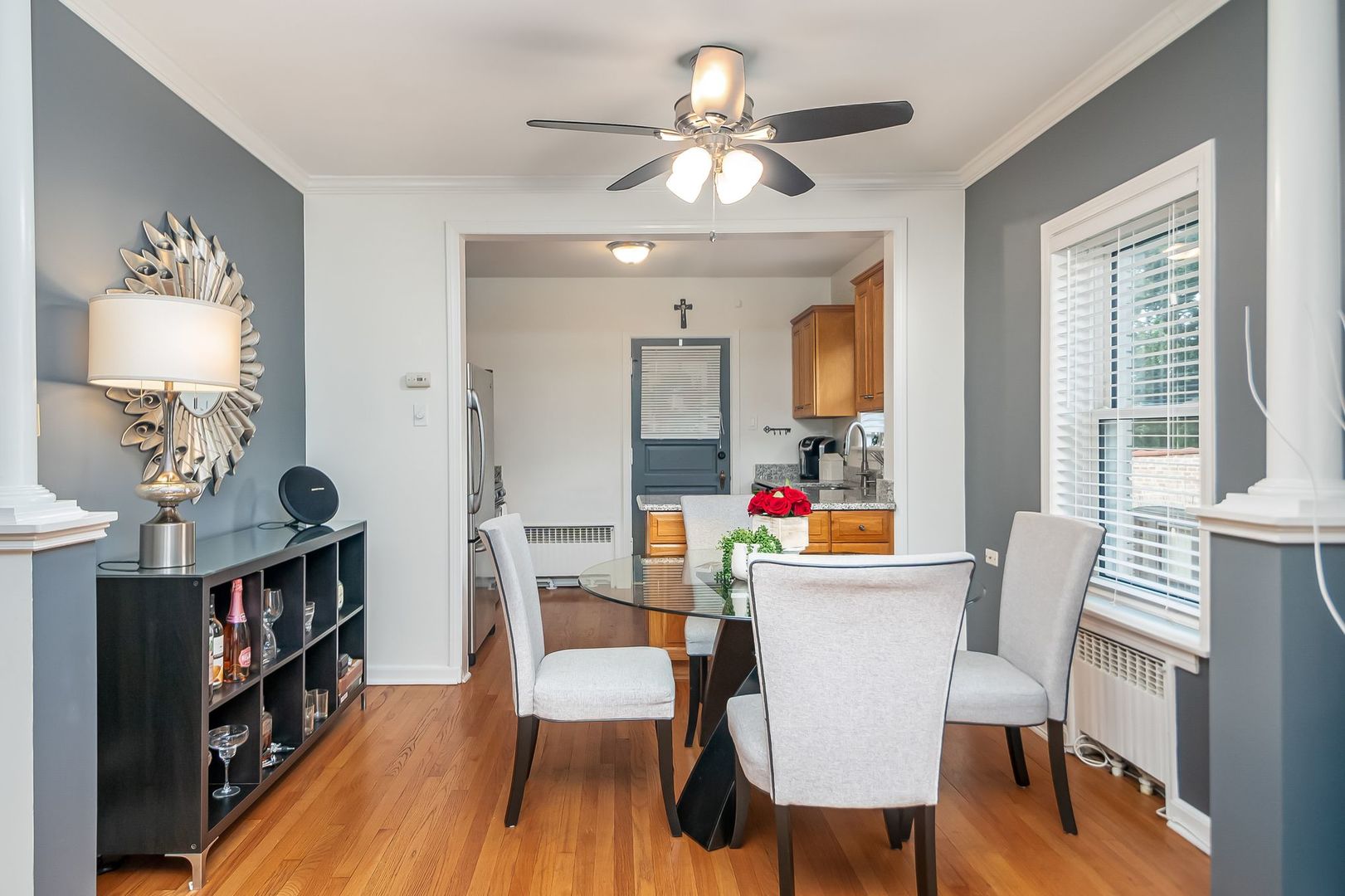 100 Pine Avenue, Unit 5 Riverside, IL 60546 - Photo 8 of 16