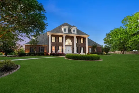 $2,595,000 | 343 East Town East Boulevard, Sunnyvale, TX 75182