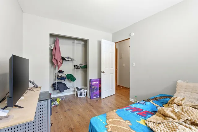 $2,000,000 | 4927-4935 University Avenue Northeast, Columbia Heights, MN 55421