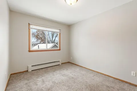 $2,000,000 | 4927-4935 University Avenue Northeast, Columbia Heights, MN 55421