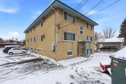 $2,000,000 | 4927-4935 University Avenue Northeast, Columbia Heights, MN 55421