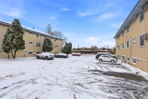 $2,000,000 | 4927-4935 University Avenue Northeast, Columbia Heights, MN 55421