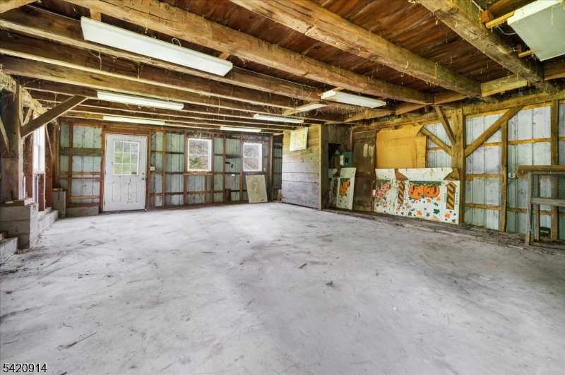 441 Pittstown Road Pittstown, NJ 08867 - Photo 30 of 48