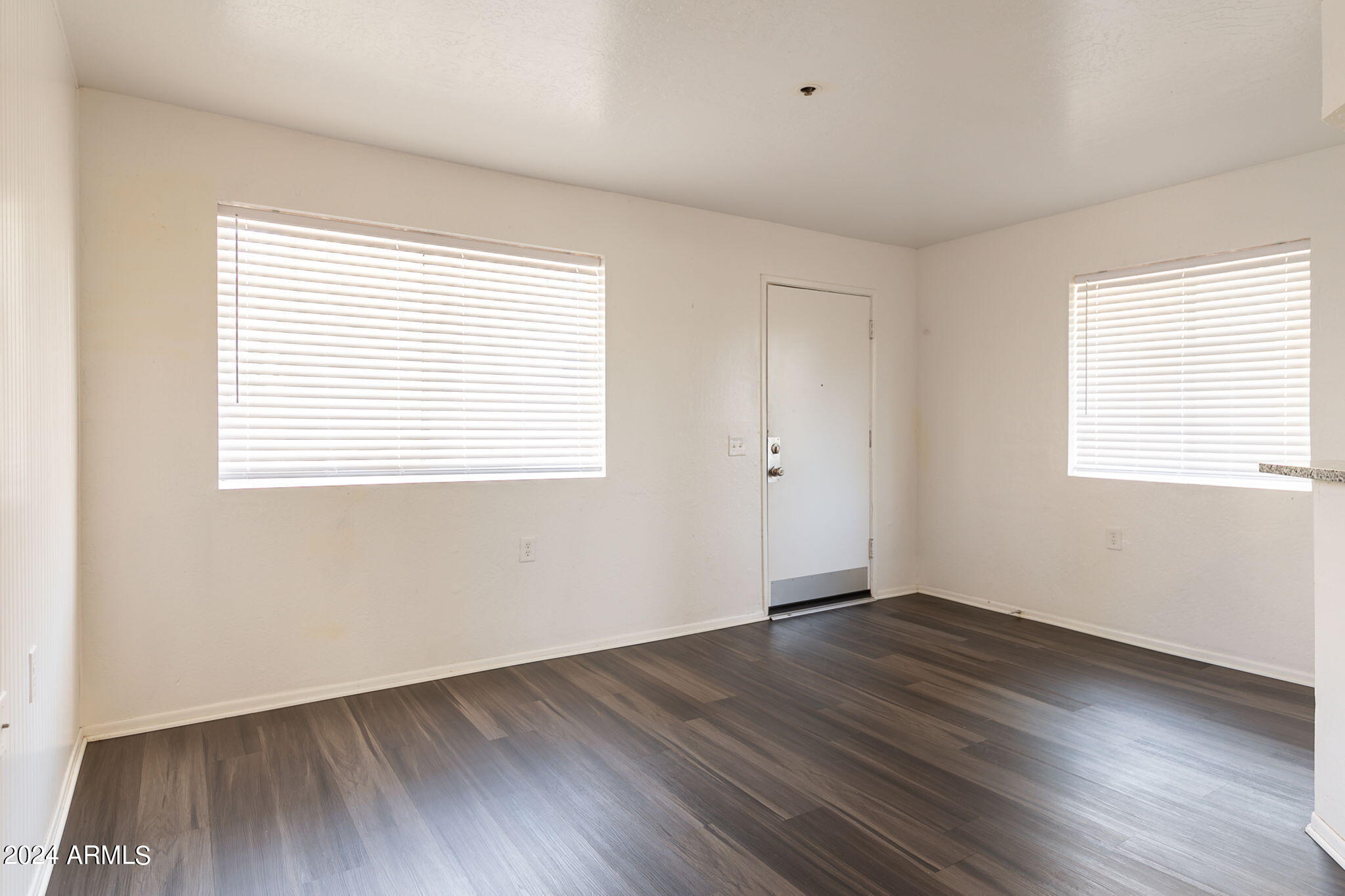 12221 West Bell Road, Unit 280 Surprise, AZ 85378 - Photo 3 of 24 Living Room