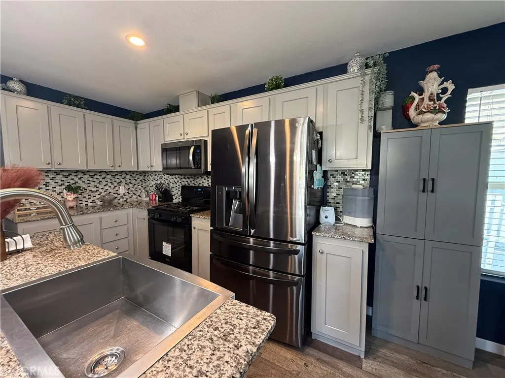 12700 Elliott, Unit 10 El Monte, CA 91732 - Photo 11 of 30