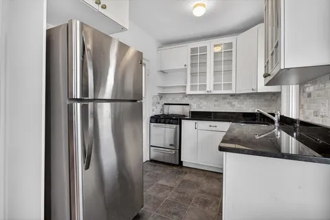 $829,900 | 1619 Massachusetts Avenue, Unit 37, Cambridge, MA 02138
