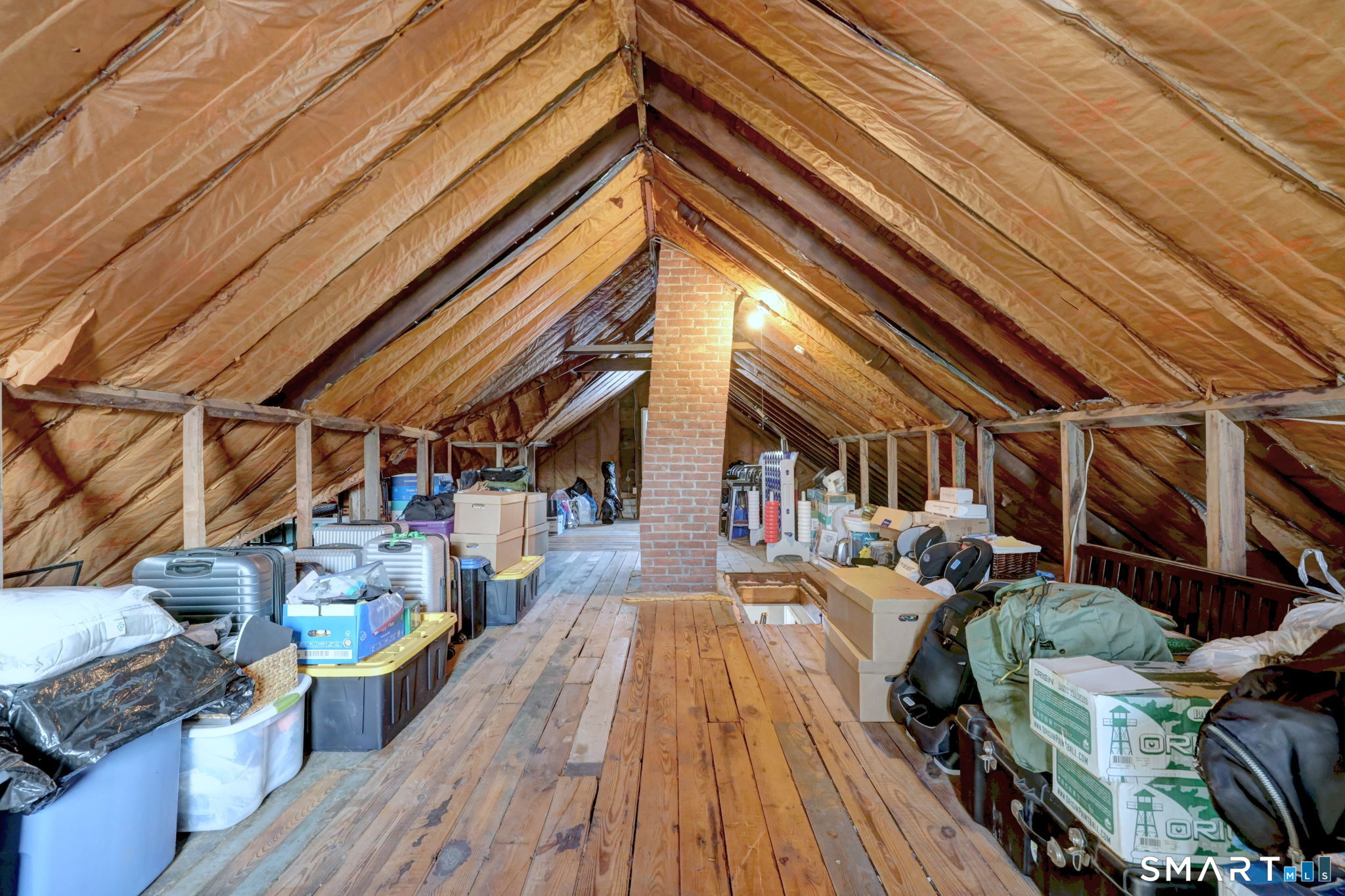 7 East Lake Road Trumbull, CT 06611 - Photo 39 of 42 a view of a patio with table and chairs with wooden floor