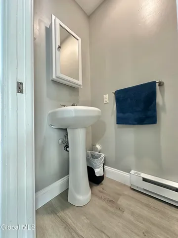 $1,750 | 31 Suncrest Drive, Unit 1, Waterford, NY 12188