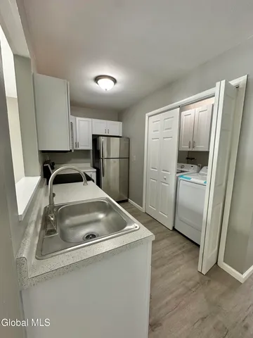 $1,750 | 31 Suncrest Drive, Unit 1, Waterford, NY 12188