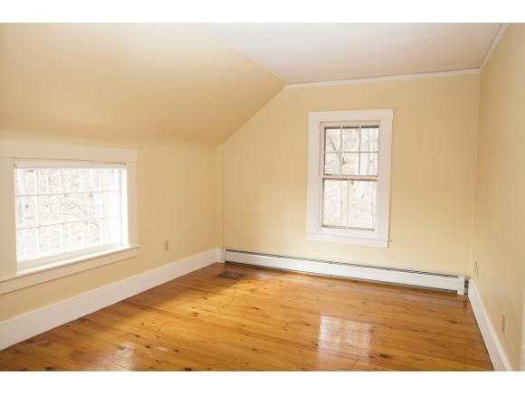 1833 Quechee Main Street Hartford, VT 05059 - Photo 5 of 10