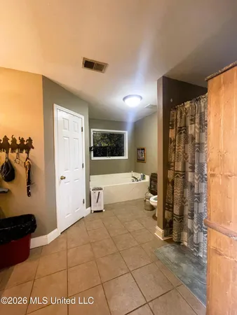 $369,900 | 286 Caleb Lane, Coldwater, MS 38618