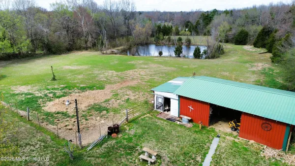 $369,900 | 286 Caleb Lane, Coldwater, MS 38618