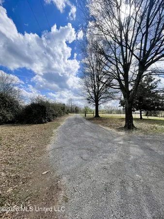 $369,900 | 286 Caleb Lane, Coldwater, MS 38618