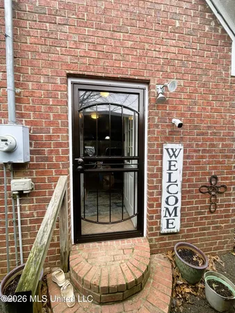 $369,900 | 286 Caleb Lane, Coldwater, MS 38618