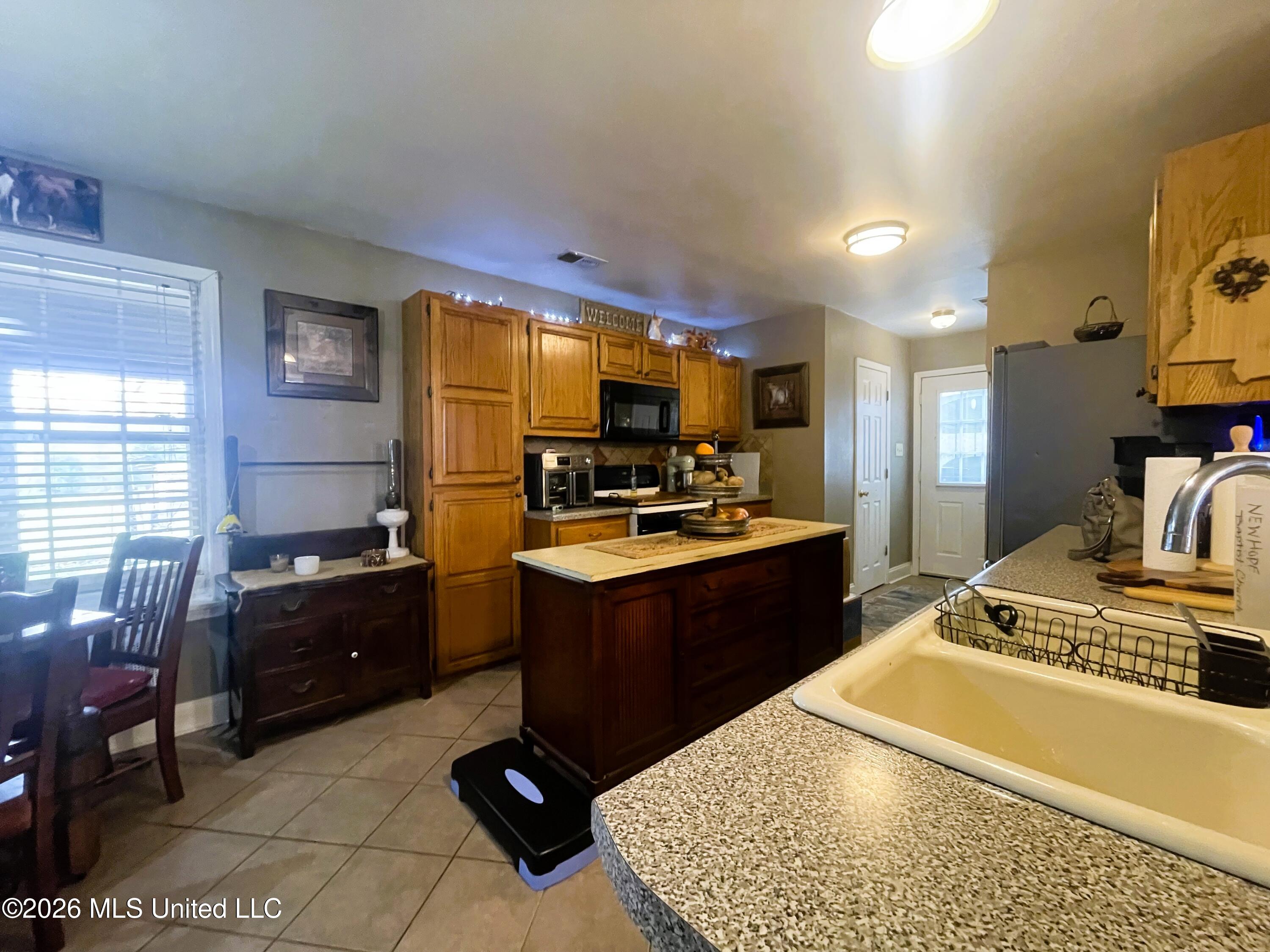 286 Caleb Lane Coldwater, MS 38618 - Photo 8 of 56 Photo Mar 08 2026, 12 54 12 PM