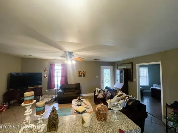 $369,900 | 286 Caleb Lane, Coldwater, MS 38618