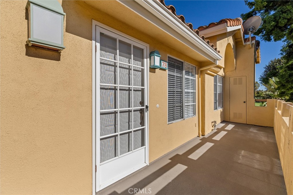 78 Costero Aisle, Unit 301 Irvine, CA 92614 - Photo 4 of 38