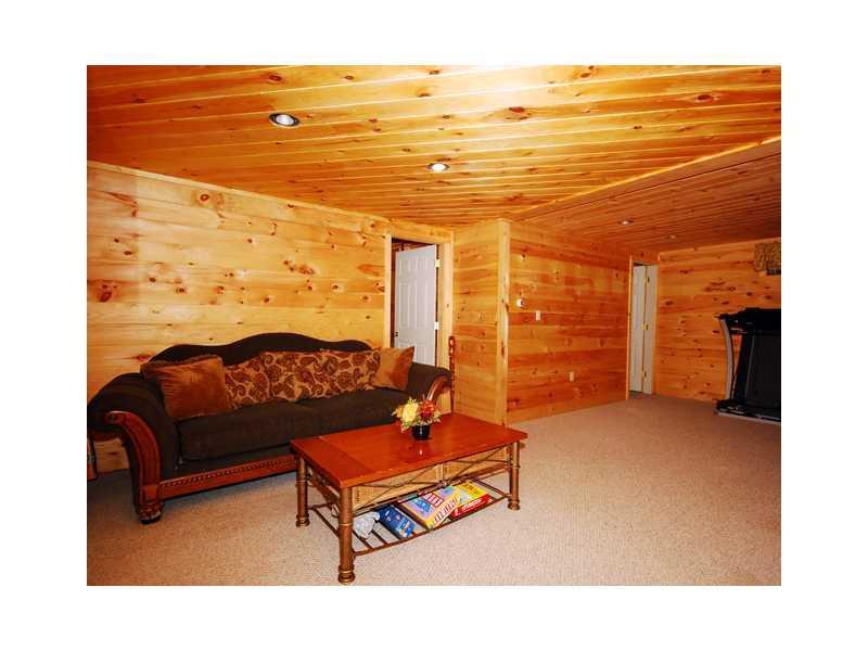 33 Ring Landing Road Casco, ME 04015 - Photo 21 of 26 Den/Family/Great Room.