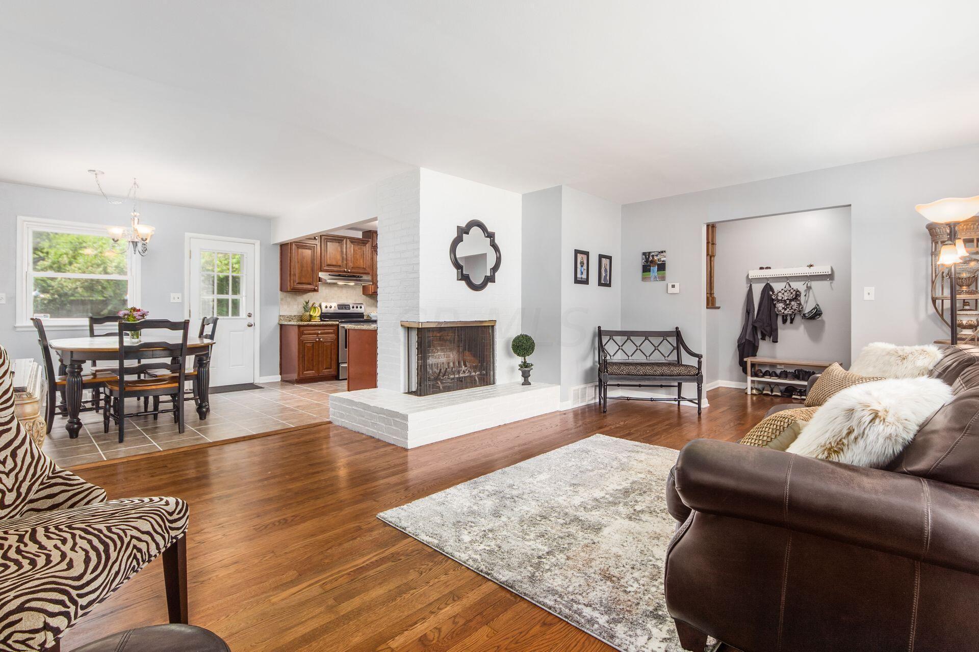 1527 Fishinger Road Columbus, OH 43221 - Photo 5 of 27 007_1f81_M 1527 Fischinger006