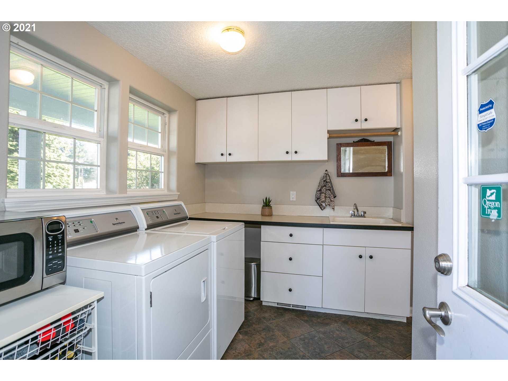 23155 Southwest Boones Ferry Road Tualatin, OR 97062 - Photo 22 of 32 Gallery Image 22