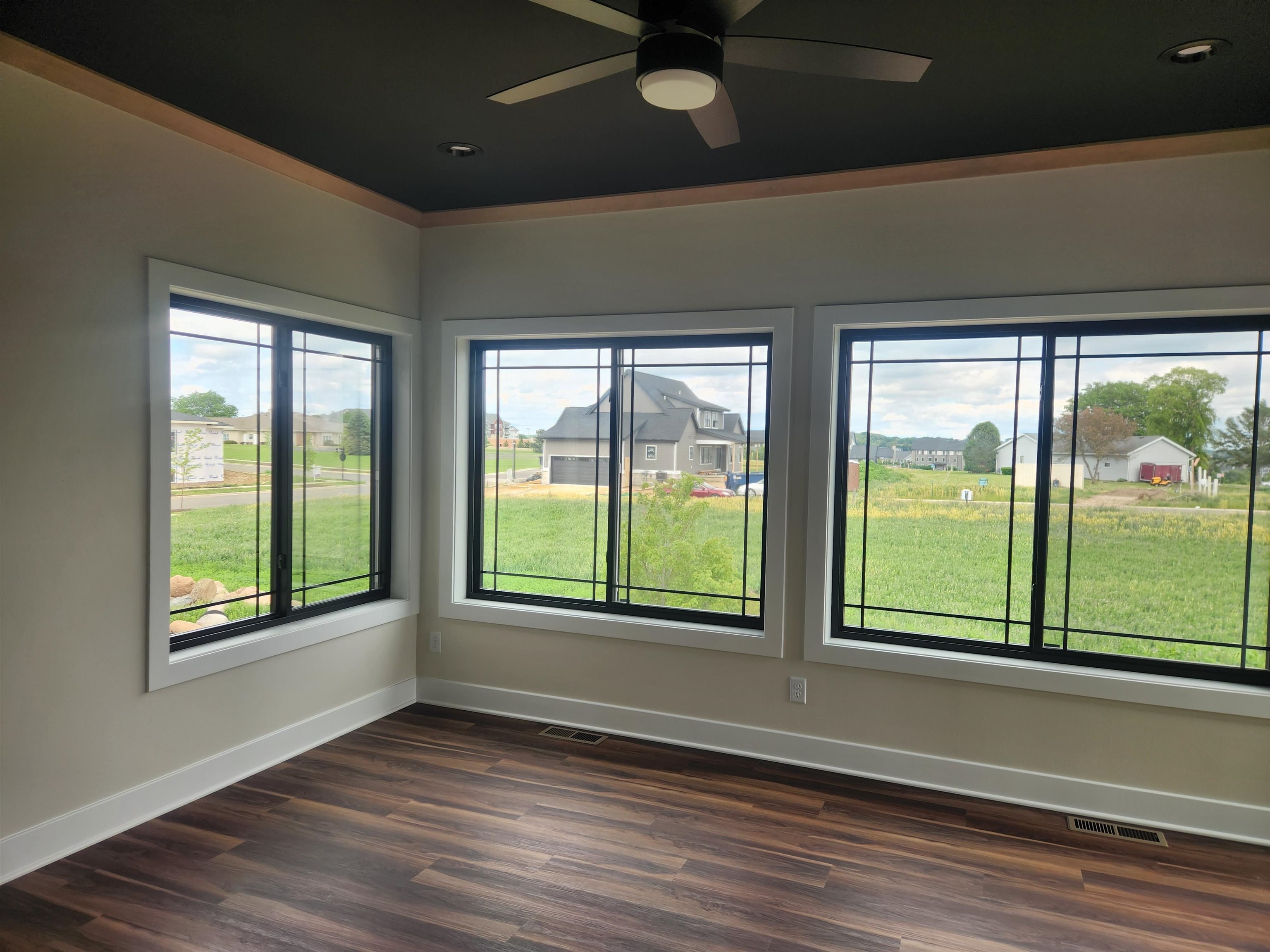 L164 Eileen Waunakee, WI 53597 - Photo 5 of 25