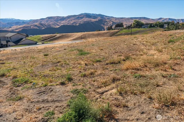 a view of mountain with outdoor space