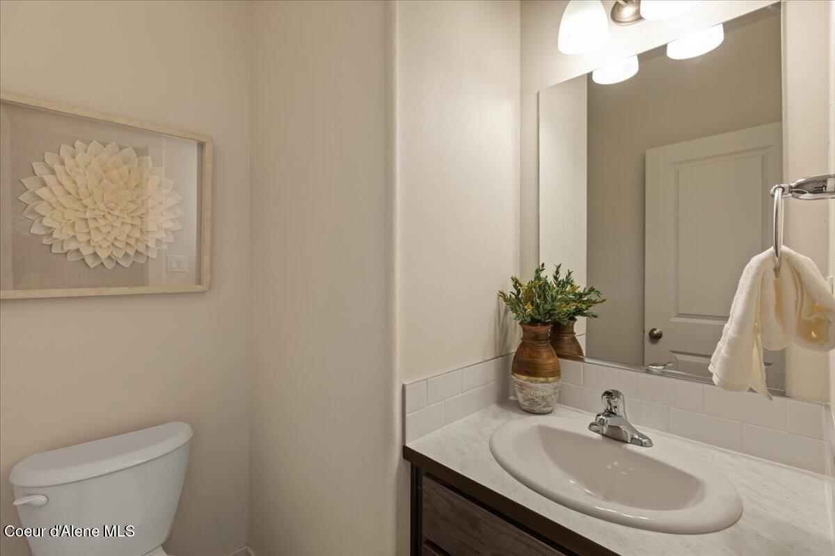 210 4th Street Dover, ID 83825 - Photo 44 of 70 44-Half Bath