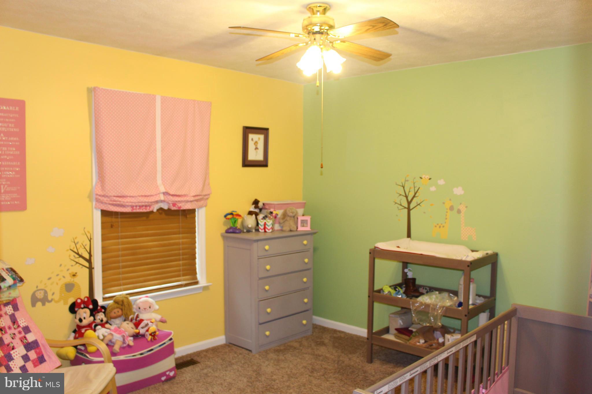 1465 Canterbury Road Front Royal, VA 22630 - Photo 19 of 29 Bedroom
