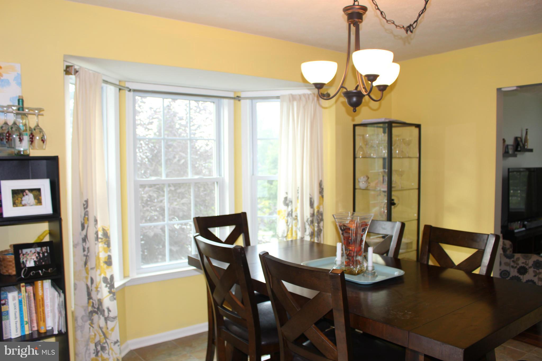 1465 Canterbury Road Front Royal, VA 22630 - Photo 5 of 29 Dining Room