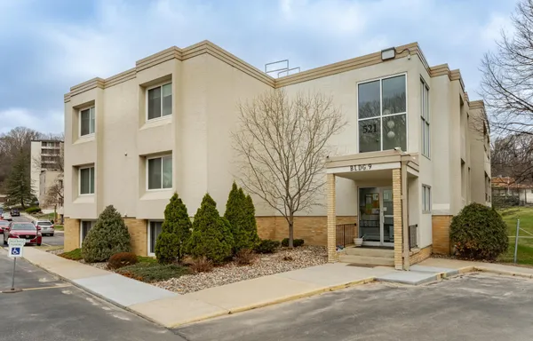 $104,900 | 521 19th Street Northwest, Unit 18, Rochester, MN 55901