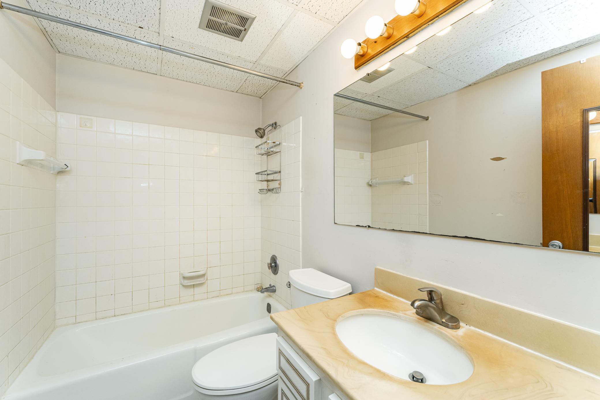 521 19th Street Northwest, Unit 18 Rochester, MN 55901 - Photo 8 of 22