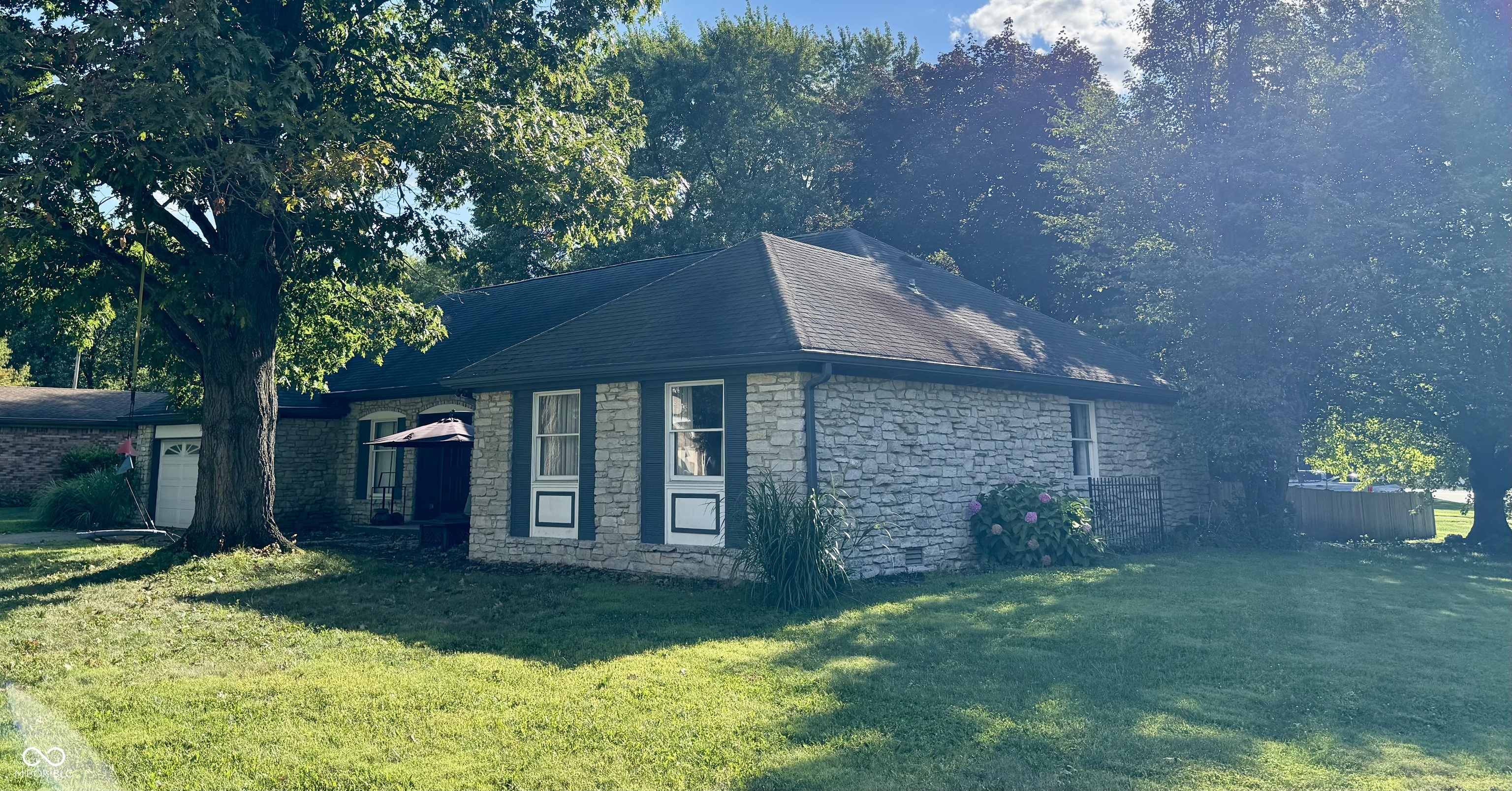 32 North Restin Road Greenwood, IN 46142 - Photo 2 of 9