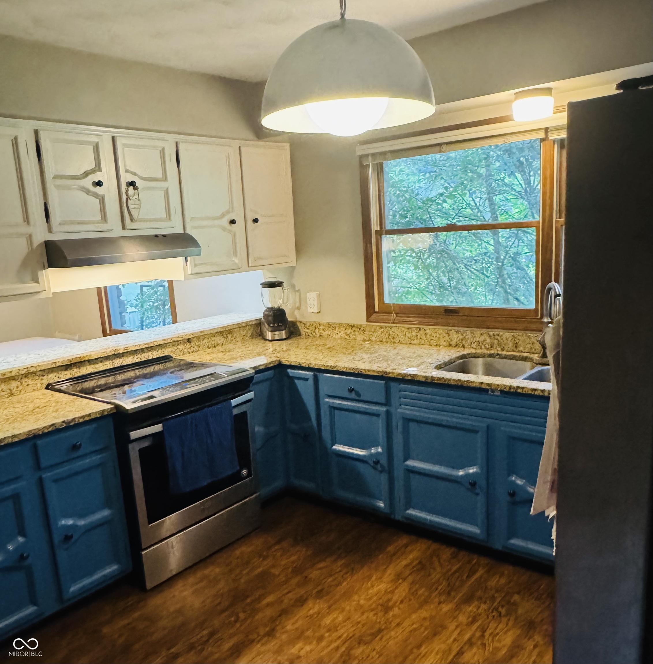 32 North Restin Road Greenwood, IN 46142 - Photo 5 of 9