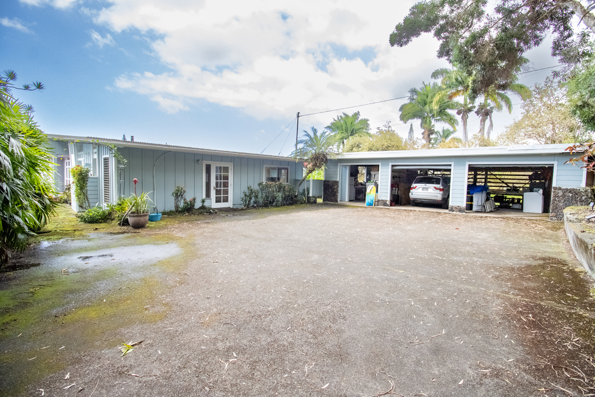 84-5063 Hawaii Belt Road Captain Cook, HI 96704 - Photo 5 of 30 a view of a house with a outdoor space