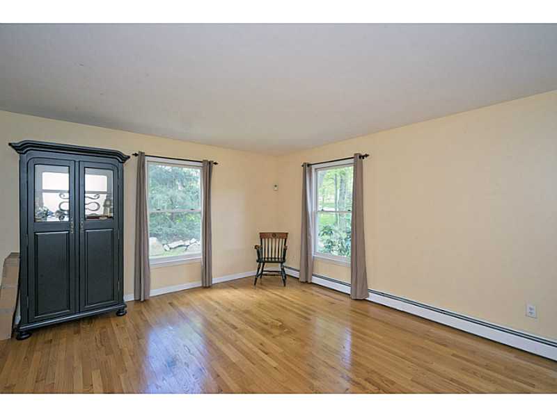 22 Wickham Road North Kingstown, RI 02852 - Photo 12 of 25 Living Room.