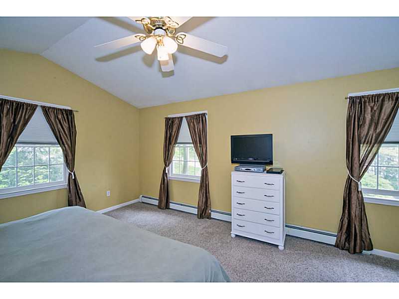 22 Wickham Road North Kingstown, RI 02852 - Photo 21 of 25 Master Bedroom.