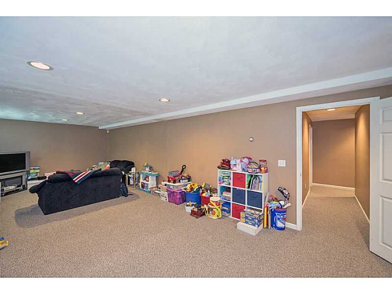 22 Wickham Road North Kingstown, RI 02852 - Photo 22 of 25 Cellar or Basement.