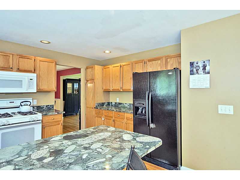 22 Wickham Road North Kingstown, RI 02852 - Photo 10 of 25 Kitchen.
