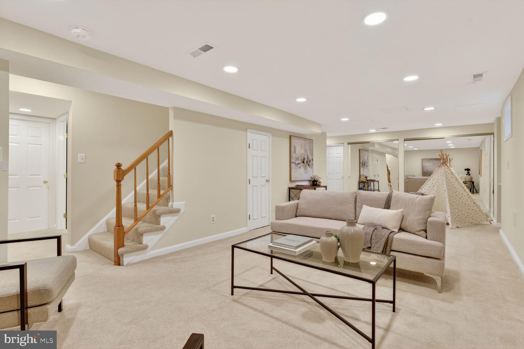 1579 Regatta Lane Reston, VA 20194 - Photo 35 of 50