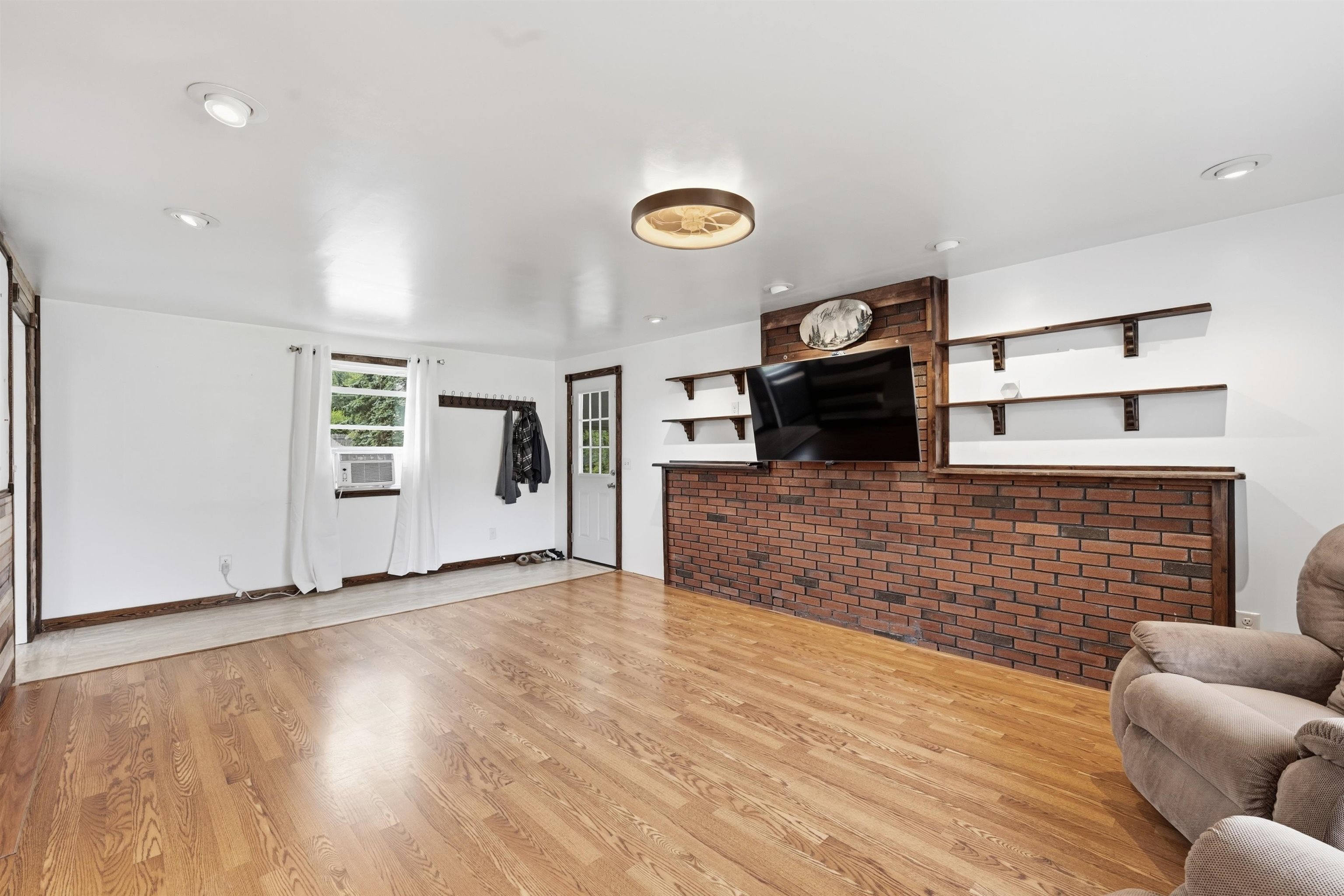 2 Iroquois Road Nashua, NH 03063 - Photo 14 of 36