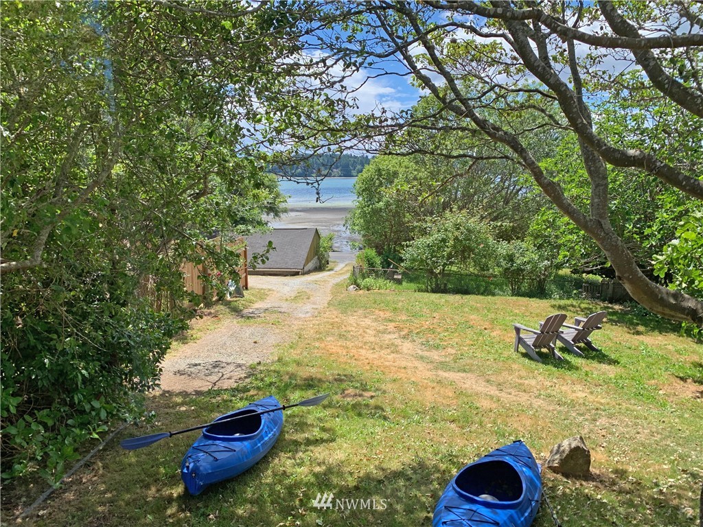 22011 Dockton Road Southwest Vashon, WA 98070 - Photo 21 of 24 Gallery Image 21