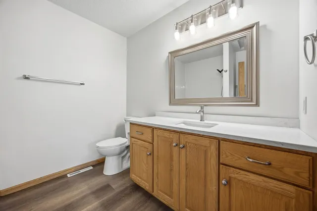 $255,900 | 1133 39th Avenue South, Moorhead, MN 56560